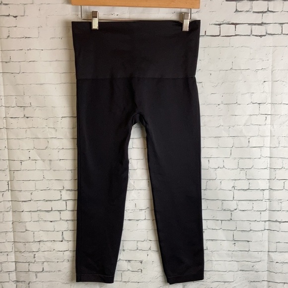 SPANX Look At Me Now Crop Leggings Black 1X Plus Size Everyday Elevated Basic - Picture 7 of 16